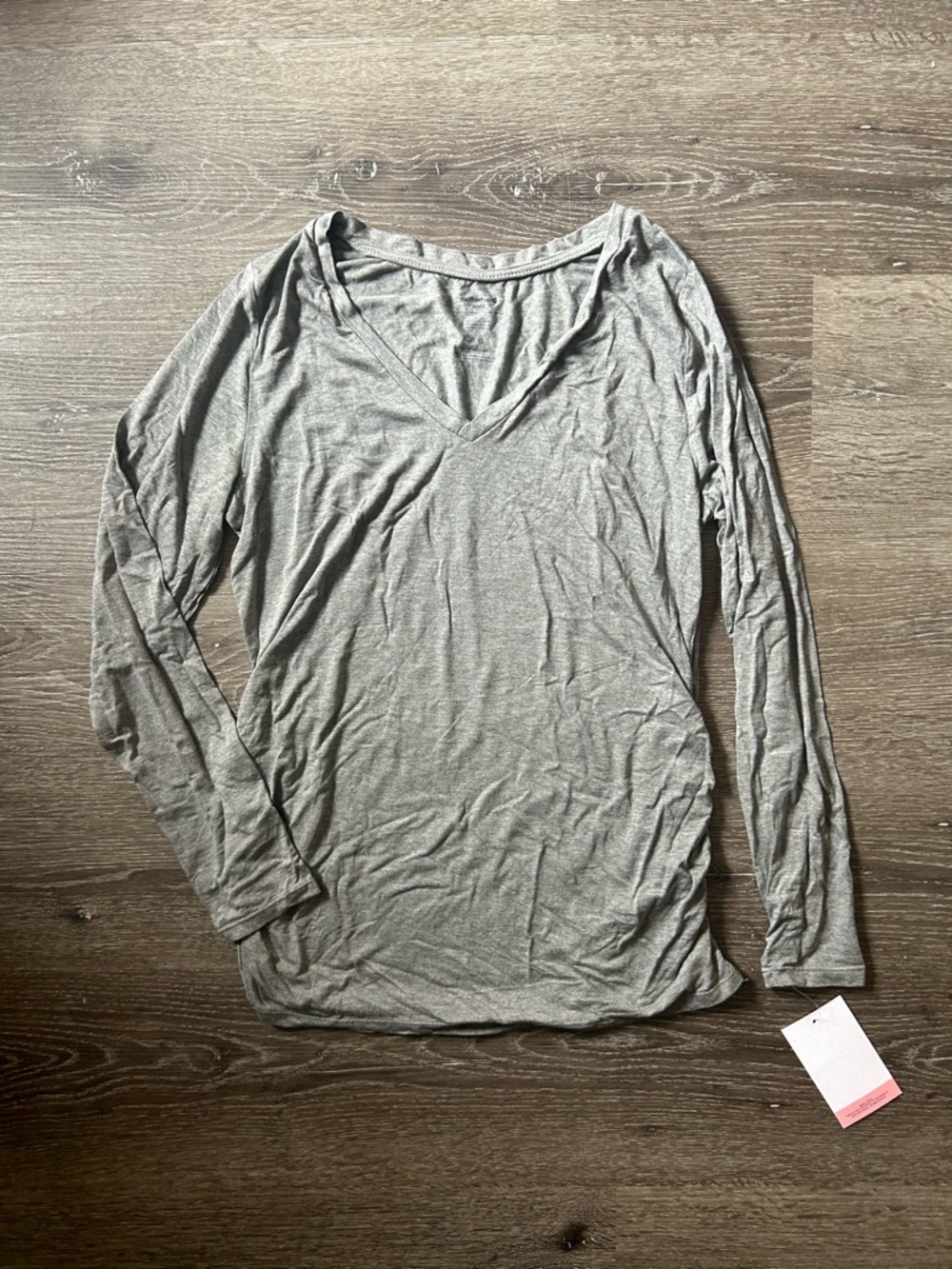 NWT Medium Motherhood Grey Long Sleeve Stretchy Maternity Long Sleeve Top